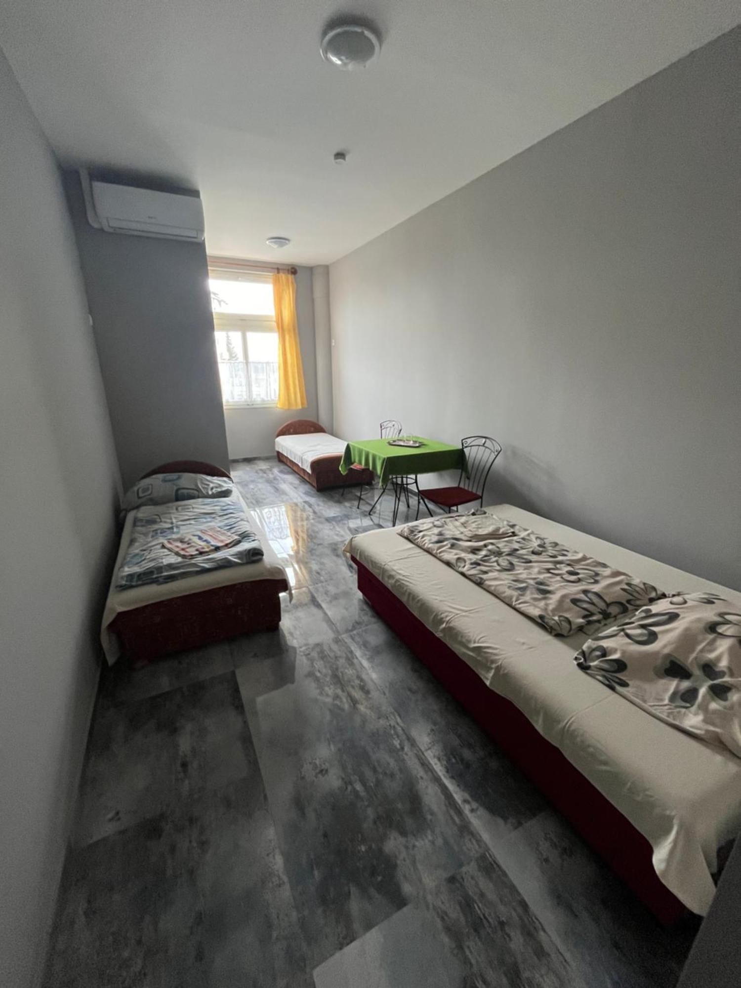 هيجيشالوم Lilla Motel المظهر الخارجي الصورة