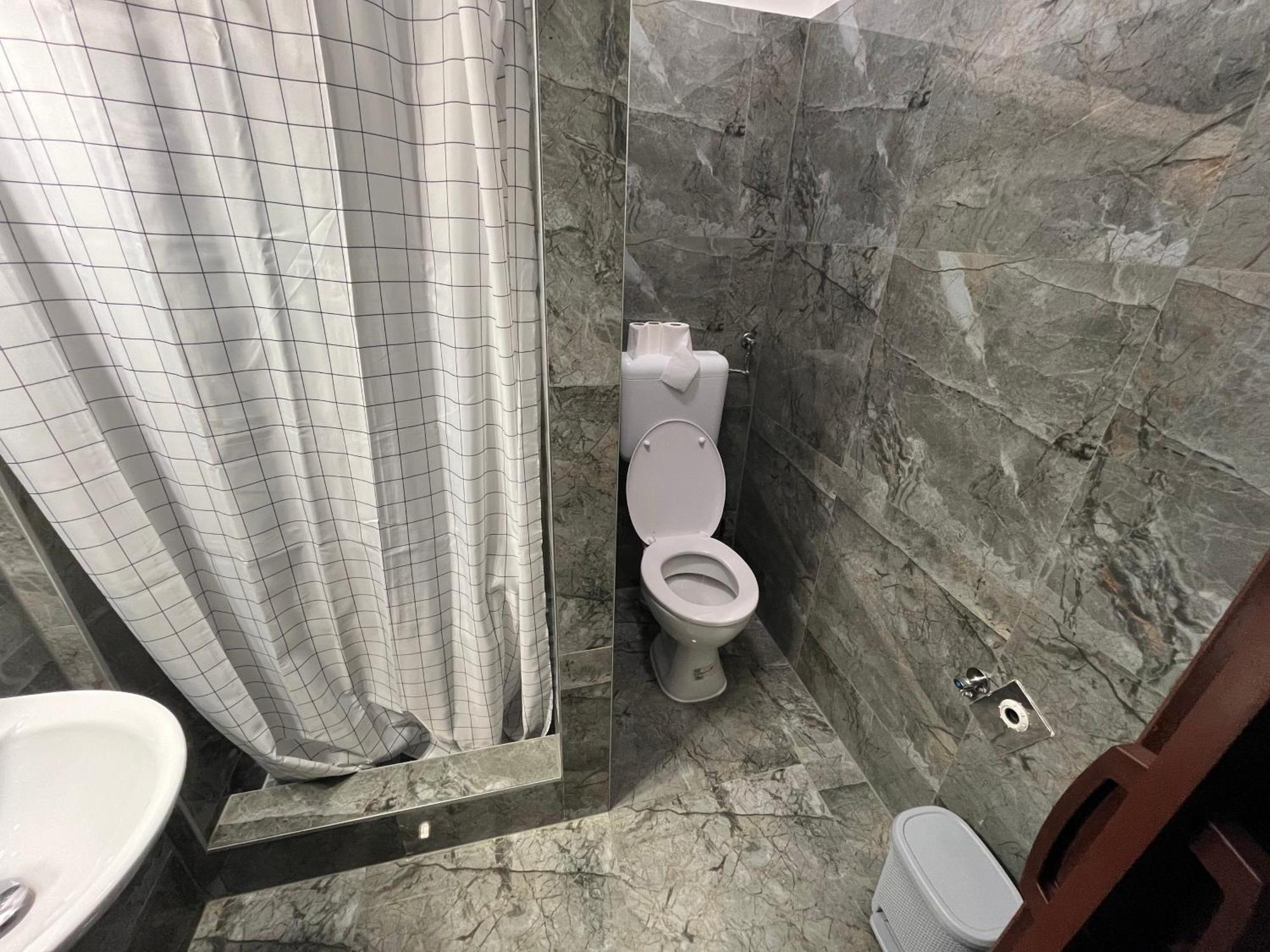 هيجيشالوم Lilla Motel المظهر الخارجي الصورة