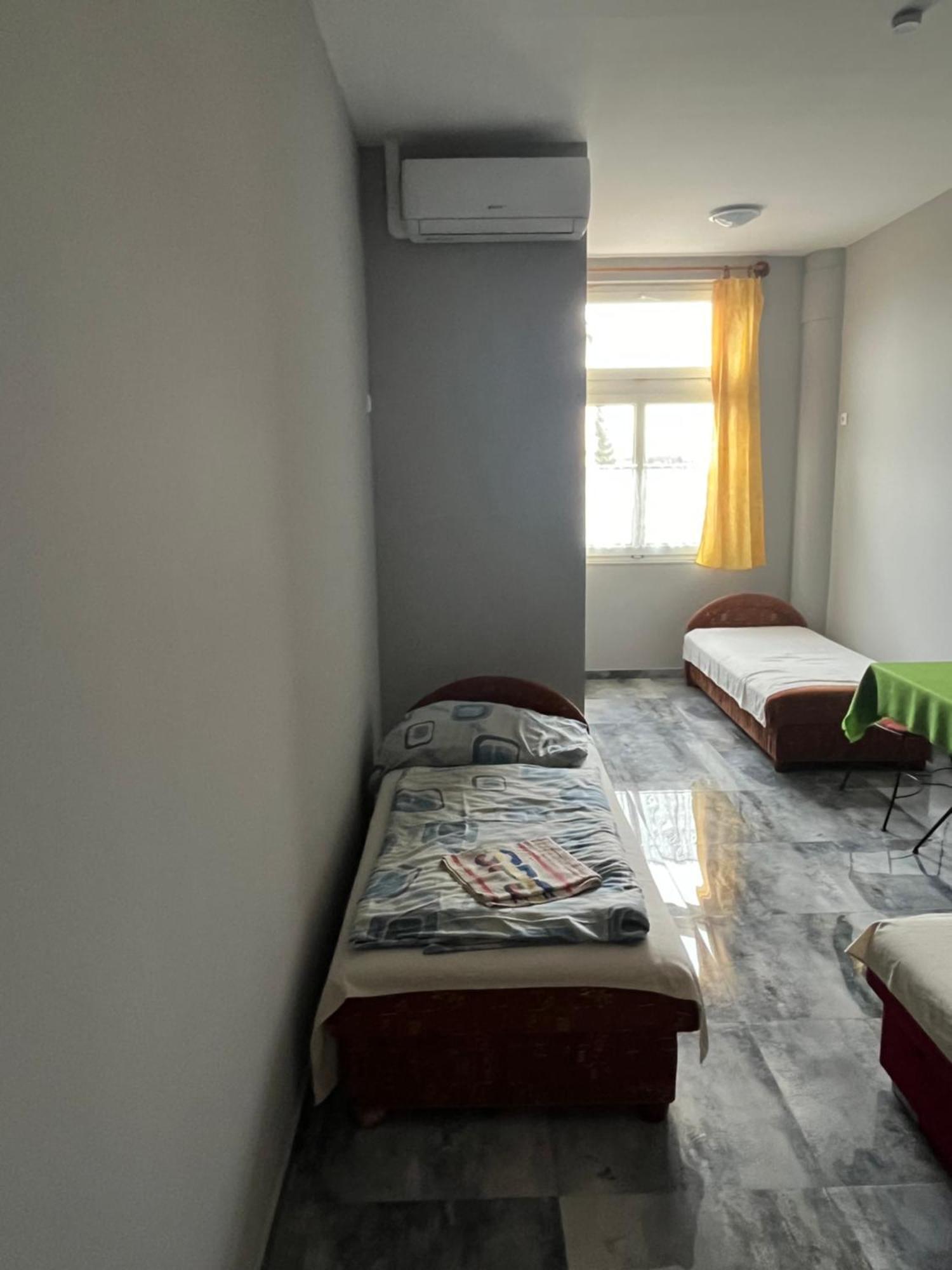 هيجيشالوم Lilla Motel المظهر الخارجي الصورة